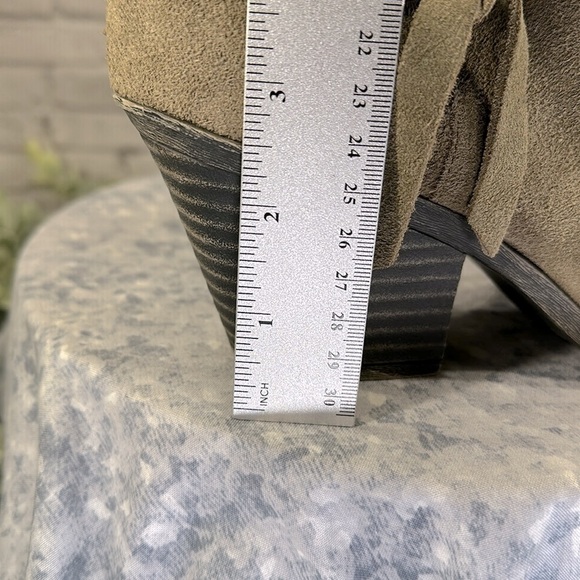 Sole Society “Maren” Tan Suede Round-Toe Western Fashion Booties WMS 8.5B🤎VGUC - Picture 9 of 12